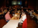 В 2007 году на турнире в Майнце мы сыграли с Властимилом Гортом две партии. На фотографии раставлены фигуры для сражения в шахматы Фишера, а на следующий день Мэтр проверил меня и в классику. После обмена победами, я поблагодарил чешского гроссмейстера за игру и авторство интересной книги "Вместе с гроссмейстерами".